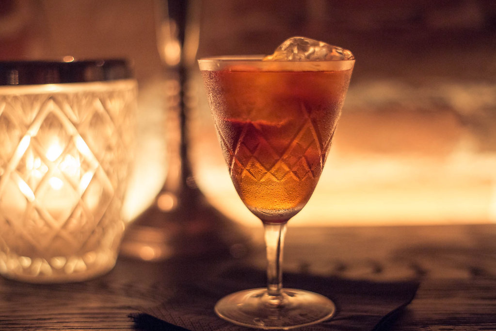 Hortense Cocktail Bar / Belgium